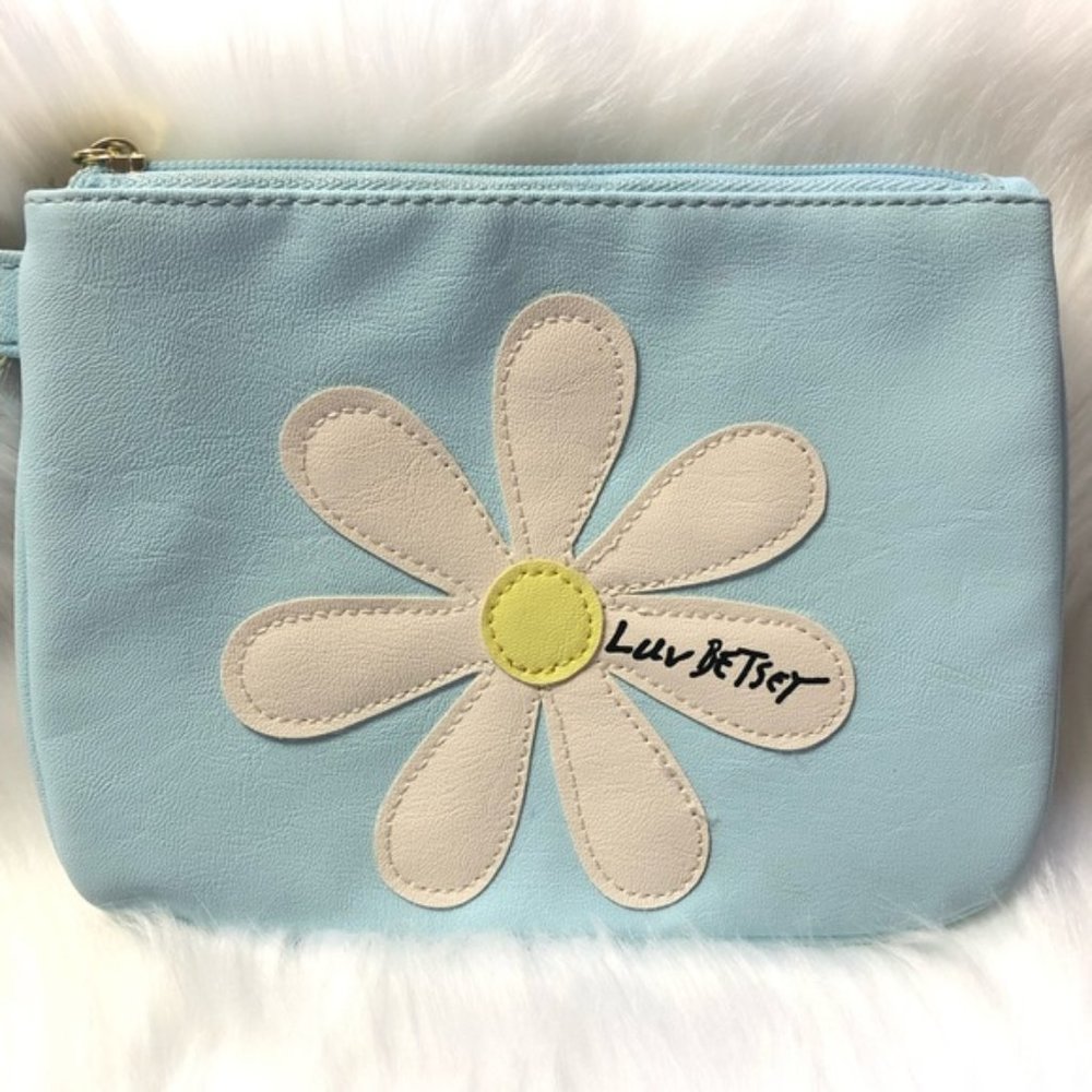 Betsey Johnson Daisy Wristlet Light Blue